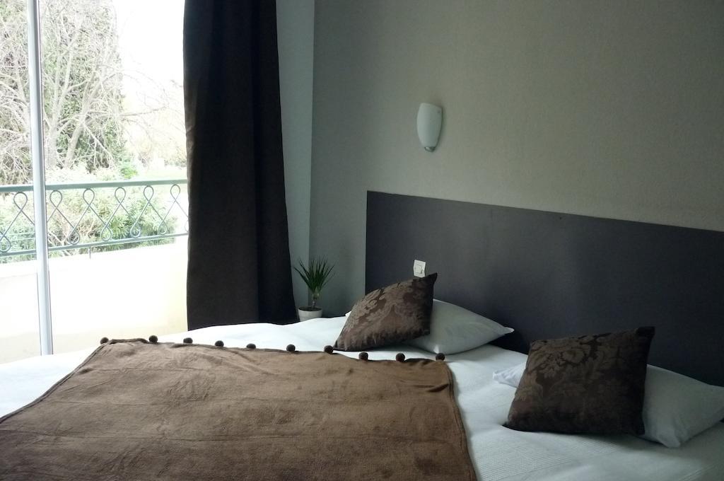 L'Hospitalet Saint Charles Hotel Montpellier Quarto foto